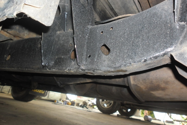 ขาย กระบะแค็ป มังกรทอง 2.5 ปี33/90 87HP เครื่องมังกร2.5ไดเร็กฯแห้งๆ แน่นดี ภายในสวยคอนโซลครบ แอร์ พ.ธรรมดา สีสวย(เก็บมา)ช่วงล่างไม่ส่าย ไม่เลื้อย ยางดี คัสซีสวยมาก พื้นปูกระบะ ล้อแม็ก พร้อมใช้ พร้อมลุยงาน ราคาต่อรองได้ครับ