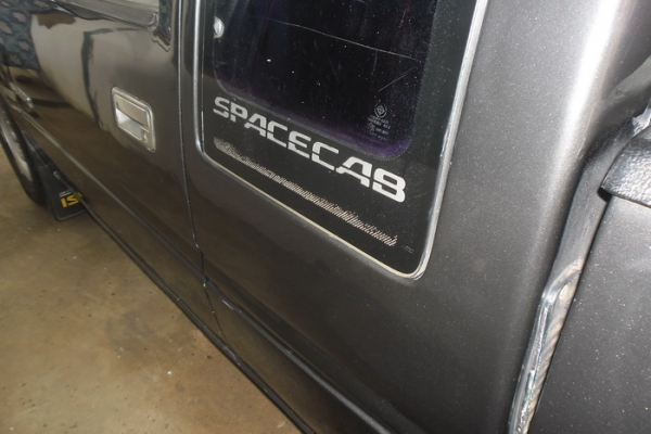 ขาย กระบะแค็ป มังกรทอง 2.5 ปี33/90 87HP เครื่องมังกร2.5ไดเร็กฯแห้งๆ แน่นดี ภายในสวยคอนโซลครบ แอร์ พ.ธรรมดา สีสวย(เก็บมา)ช่วงล่างไม่ส่าย ไม่เลื้อย ยางดี คัสซีสวยมาก พื้นปูกระบะ ล้อแม็ก พร้อมใช้ พร้อมลุยงาน ราคาต่อรองได้ครับ