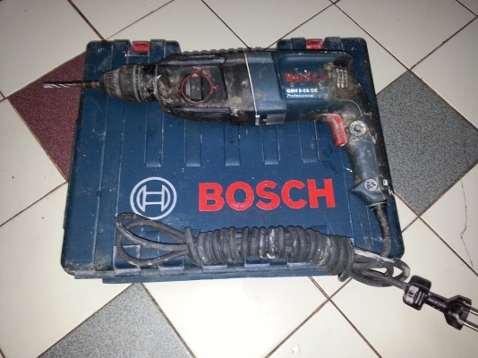ขายสว่านโรตารี่3ระบบยี่ห้อBOSCHรุ่นGBH-2-26DEของแท้พร้อมกล่อง