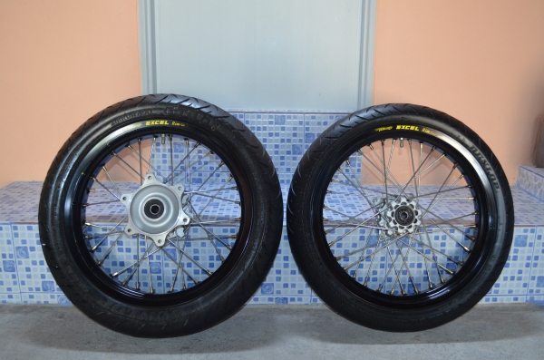 ล้อโมตาด EXCEL  takasago rim ใส่ xr 250