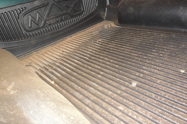 ขาย กระบะแค็ปมังกรทอง2.5โฉม"แป๊ะยิ้ม" แท้ ปี38/95 เครื่องเดิมมังกรทอง2.5ไดเร็กฯ แน่นๆ ไม่หลวม ไม่ไอ หน้า-หลังเดิม ไม่เคยชนหนัก สีสวยเก็บบ้างบางชิ้น ช่วงล่างดี คัสซีดี ภายในดี แอร์เย็น พ.ธรรมดา ไมล์17x,xxx แท้ ใช้น้อย แม็ก พื้นปูกระบะ ยางดี พร้อม