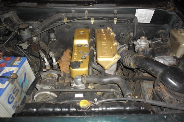 ขาย กระบะแค็ปมังกรทอง2.5โฉม"แป๊ะยิ้ม" แท้ ปี38/95 เครื่องเดิมมังกรทอง2.5ไดเร็กฯ แน่นๆ ไม่หลวม ไม่ไอ หน้า-หลังเดิม ไม่เคยชนหนัก สีสวยเก็บบ้างบางชิ้น ช่วงล่างดี คัสซีดี ภายในดี แอร์เย็น พ.ธรรมดา ไมล์17x,xxx แท้ ใช้น้อย แม็ก พื้นปูกระบะ ยางดี พร้อม