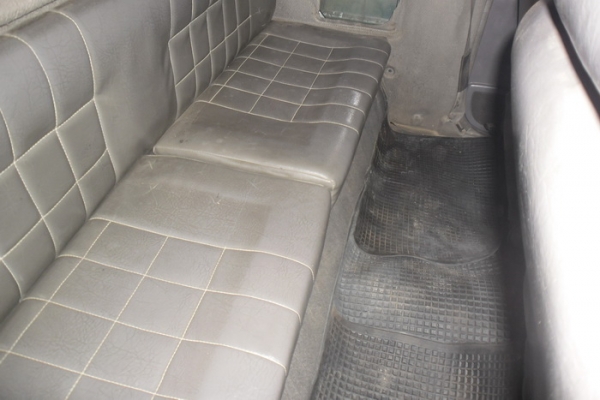 ขาย กระบะแค็ปมังกรทอง2.5โฉม"แป๊ะยิ้ม" แท้ ปี38/95 เครื่องเดิมมังกรทอง2.5ไดเร็กฯ แน่นๆ ไม่หลวม ไม่ไอ หน้า-หลังเดิม ไม่เคยชนหนัก สีสวยเก็บบ้างบางชิ้น ช่วงล่างดี คัสซีดี ภายในดี แอร์เย็น พ.ธรรมดา ไมล์17x,xxx แท้ ใช้น้อย แม็ก พื้นปูกระบะ ยางดี พร้อม