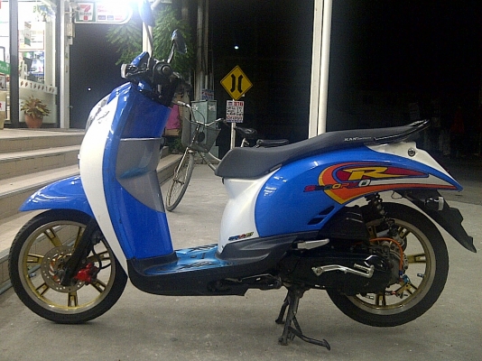 ++++ขายสะกุ๊บปี้ น้ำเงิน ขาว รถเครื่องเดิมๆ ปี54 สภาพสวยๆๆ 23999บาท+++++