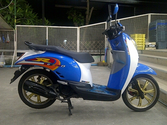 ++++ขายสะกุ๊บปี้ น้ำเงิน ขาว รถเครื่องเดิมๆ ปี54 สภาพสวยๆๆ 23999บาท+++++