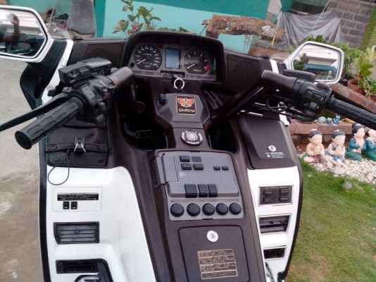 ขาย goldwing 1500 inv +สรรพษามิต ราคา265000บาท ( ต่อลองได้ )