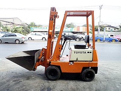 ขายรถยกโตโยต้า 700 กิโล เครื่องเบนซิน งาเทด้ำ มีบุ้งกี่ เสาสูง 3 เมตร สีเดิมจากนอก นำเข้าจากญี่ปุ่น ใช้งานได้ทันที ขายรถยกโตโยต้า 700 กิโล เครื่องเบนซิน งาเทด้ำ มีบุ้งกี่ เสาสูง 3 เมตร สีเดิมจากนอก นำเข้าจากญี่ปุ่น ใช้งานได้ทันที