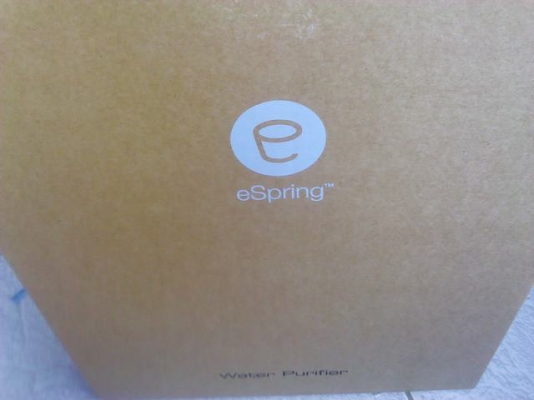 เครื่องกรองน้ำแอมเวย์eSpringยังไม่เคยใช้อุปกรณ์ครบมีใบรับประกันและcdวิธีการติดตั้งในกล่องมีแต่สองเครื่องเท่านั้นใน