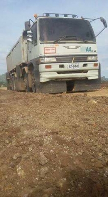 ขายสิบสองล้อ