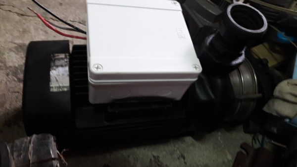 ขาย !! ปั้มน้ำหอยโข่ง.กุนด์ฟรอส.ขนาด3แรง380ท่อ2"พร้อมใช้งาน