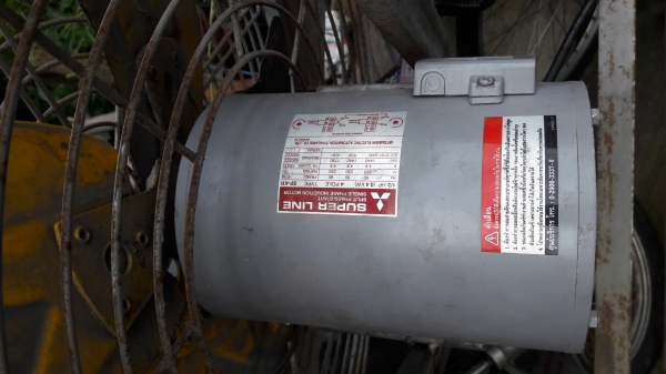 ขาย !! พัดลมตั้งพื้น.ขนาด1/2แรง220v.มอเตอร์มิตซู.สภาพดี.พร้อมใช้งาน