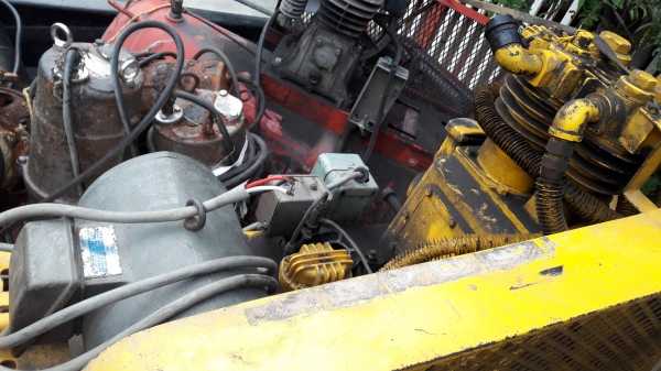 ขาย !! ปั้มลมทูสเตทFUJI.ขนาด3แรง380v.ของญี่ปุ่น.พร้อมใช้งาน