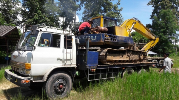 ขาย 315,000 KOMATSU pc 120-3 เครื่องดี ปั้มแรง เอวแน่น ช่วงล่างสวย รถสวยพร้อมใช้ 090-772-3710 090-772-3708