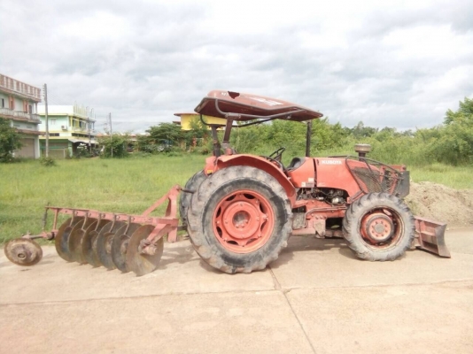 Kubota M7040 หาง6 ใบดัน ปี53 รถสวยพอใช้ครับ
