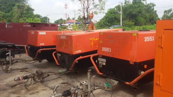 ขายปั๊มลม COMPAIR 260 cfm มี3ตัว