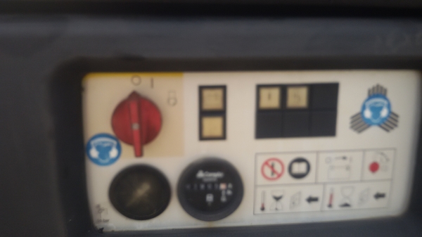 ขายปั๊มลม COMPAIR 260 cfm มี3ตัว