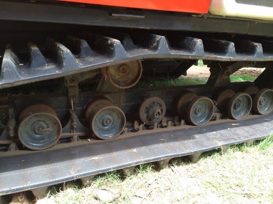 ขายรถเกี่ยวข้าว KUBOTA DC95GM ปี56 ใช้งาน1732ชั่วโมง รถสวยสภาพดีมาก ใบแท็คใหม่ทั้ง2ข้าง เครื่องดีปั้มดีพร้อมลุยงาน เอกสารเล่มทะเบียนพร้อมโอน ราคา650,000 สนใจโทร 090-8588220คุณนะ 093-3258446คุณบิว หรือเข้าดูสินค้าอื่นๆได้ที่ www.narong2truck.com หรือ www.t