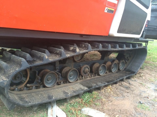 ขายรถเกี่ยวข้าว KUBOTA DC95GM ปี56 ใช้งาน1732ชั่วโมง รถสวยสภาพดีมาก ใบแท็คใหม่ทั้ง2ข้าง เครื่องดีปั้มดีพร้อมลุยงาน เอกสารเล่มทะเบียนพร้อมโอน ราคา650,000 สนใจโทร 090-8588220คุณนะ 093-3258446คุณบิว หรือเข้าดูสินค้าอื่นๆได้ที่ www.narong2truck.com หรือ www.t