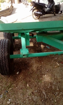 เทียรเล่อลากแบคโฮ อยู่สมุทรสงคราม ลากแบคโฮpc 20-40  พร้อมไช้งาน