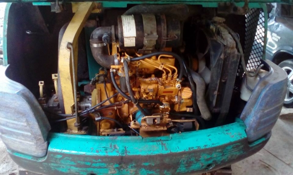 ขายโคมัสสุpc10-7 ตีนตะขาบเหล็กแขนยาว เอกสารใบอินวอย สัญญาซื้อขาย พร้อมใช้งาน230000บาท  โทร 0984699609 line :niintouch