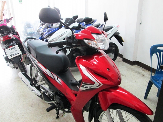 (โอนฟรี) ขาย Honda Wave 110I ปลายปี 2015 ไมล์แท้ 3738 กม สภาพนางฟ้า สวยเดิมๆ เครื่องหัวฉีดประหยัด