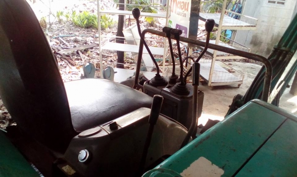 ขายโคมัสสุpc10-7 ขายโคมัสสุpc10-7