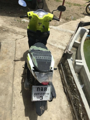 ขาย ฮอนด้า คลิก 110i หัวฉีด ปี54 รถอยู่สมุทรสงคราม เดิม มือเดียว สวยมาก เดิมทั้งคัน เครื่องหัวฉีดแน่นๆ ประหยัดสุดๆ ไม่ควัน ไม่หอน ศูนย์ดี ขับดีมาก ภาษีเต็ม รถตรวจเช็คเรียบร้อยพร้อมใช้งาน ทะเบียนพร้อมโอน ราคาขายรวมโอน 13000 บาท(จบหมด ไม่มีค่าใช้จ่ายเพ ขาย ฮอนด้า คลิก 110i หัวฉีด ปี54 รถอยู่สมุทรสงคราม เดิม มือเดียว สวยมาก เดิมทั้งคัน เครื่องหัวฉีดแน่นๆ ประหยัดสุดๆ ไม่ควัน ไม่หอน ศูนย์ดี ขับดีมาก ภาษีเต็ม รถตรวจเช็คเรียบร้อยพร้อมใช้งาน ทะเบียนพร้อมโอน ราคาขายรวมโอน 13000 บาท(จบหมด ไม่มีค่าใช้จ่ายเพ