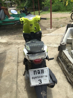 ขาย ฮอนด้า คลิก 110i หัวฉีด ปี54 รถอยู่สมุทรสงคราม เดิม มือเดียว สวยมาก เดิมทั้งคัน เครื่องหัวฉีดแน่นๆ ประหยัดสุดๆ ไม่ควัน ไม่หอน ศูนย์ดี ขับดีมาก ภาษีเต็ม รถตรวจเช็คเรียบร้อยพร้อมใช้งาน ทะเบียนพร้อมโอน ราคาขายรวมโอน 13000 บาท(จบหมด ไม่มีค่าใช้จ่ายเพ ขาย ฮอนด้า คลิก 110i หัวฉีด ปี54 รถอยู่สมุทรสงคราม เดิม มือเดียว สวยมาก เดิมทั้งคัน เครื่องหัวฉีดแน่นๆ ประหยัดสุดๆ ไม่ควัน ไม่หอน ศูนย์ดี ขับดีมาก ภาษีเต็ม รถตรวจเช็คเรียบร้อยพร้อมใช้งาน ทะเบียนพร้อมโอน ราคาขายรวมโอน 13000 บาท(จบหมด ไม่มีค่าใช้จ่ายเพ