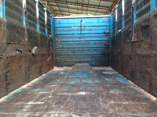 สิบล้อ อีซูชุ FVZ 300ปี55แม่ลูก3คาน ดั้มกะบะมีเนียมค็อกเกษตร สภาพดีสวยกริ๊ปเดิมๆทั้งคัน ทะเบียนพร้อมโอน ราคา 2,250,000บ คร๊าฟๆ