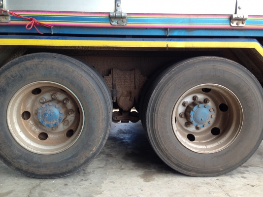 สิบล้อ อีซูชุ FVZ 300ปี55แม่ลูก3คาน ดั้มกะบะมีเนียมค็อกเกษตร สภาพดีสวยกริ๊ปเดิมๆทั้งคัน ทะเบียนพร้อมโอน ราคา 2,250,000บ คร๊าฟๆ