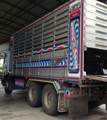 สิบล้อ อีซูชุ FVZ 300ปี55แม่ลูก3คาน ดั้มกะบะมีเนียมค็อกเกษตร สภาพดีสวยกริ๊ปเดิมๆทั้งคัน ทะเบียนพร้อมโอน ราคา 2,250,000บ คร๊าฟๆ