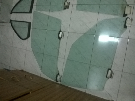 ขายกระจกe30แท้ติดรถ4ประตู บานละราคา900 โทร0924462525โส กทม ขายกระจกe30แท้ติดรถ4ประตู บานละราคา900 โทร0924462525โส กทม