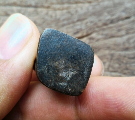 สมเด็จโต พรหมรังสี ลอยองค์เนื้อสัมฤทธิ์โบราณ สร้างและตอกโค๊ดปี 2500 หายากแล้วครับ