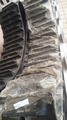 ยางรถเกี่ยวข้าว  รุ่นคูโบต้า  DC 68