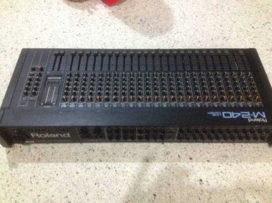 MIXER ROLAND M240 เก่าญี่ปุ่นเเท้สภาพดีใช้ไฟ 21V ไม่มีหม้อเเปลงมา