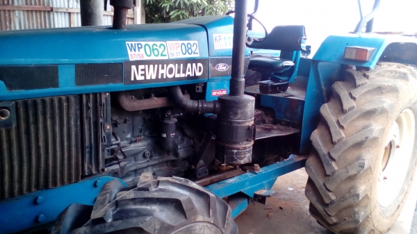 ขาย6640  สองเพลาคานหน้าคาลาโล่   มีเล่มทะเบียนครบยางดีพร้อมใช้งาน