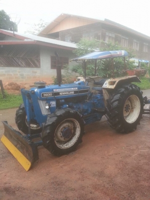 ขายฟอร์ด3930 ดันหน้า เครื่องแน่นไฮดรอลิคดีมาก ขายฟอร์ด3930 ดันหน้า เครื่องแน่นไฮดรอลิคดีมาก