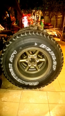 ขายล้อ6รู ขอบ15"x8.5" ET-34 พร้อมยาง'12 DL- AT 31"