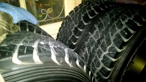 ขายล้อ6รู ขอบ15"x8.5" ET-34 พร้อมยาง'12 DL- AT 31" ขายล้อ6รู ขอบ15"x8.5" ET-34 พร้อมยาง'12 DL- AT 31"