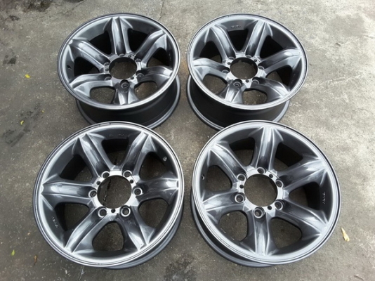 Max เล็บเหยี่ยว อีฃูสุ แท้ๆ  ขอบ16 สวยๆ 1ชุด