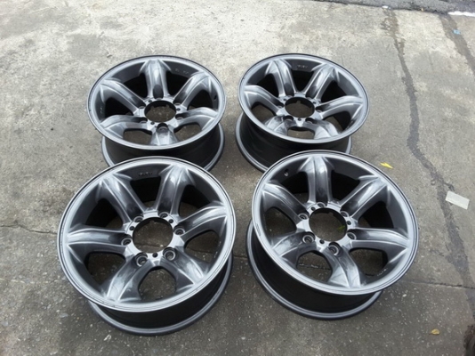 Max เล็บเหยี่ยว อีฃูสุ แท้ๆ  ขอบ16 สวยๆ 1ชุด