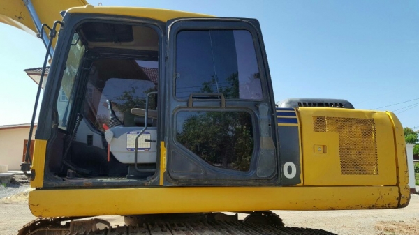 โคมัตสุ 200-7