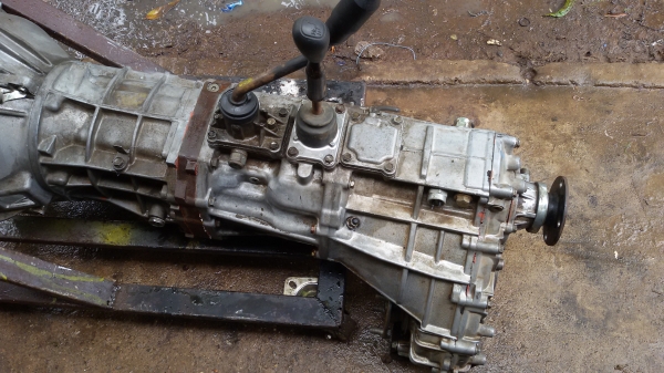 ขายเกียร์ TOYOTA FORJUNER FULLTIME เกียร์ธรรมดา