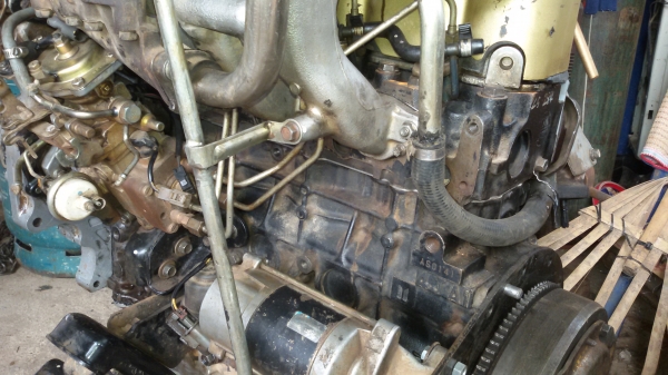 ขายเครื่อง 4JA1 TURBO 2.5 ISUZU สภาพกิ๊ฟ TURBO เปลี่ยนใหม่