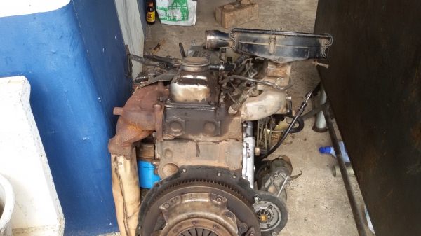 ขายเครื่องยนต์นิสสัน TD25 พร้อมใช้ อุปกรณ์ครบ