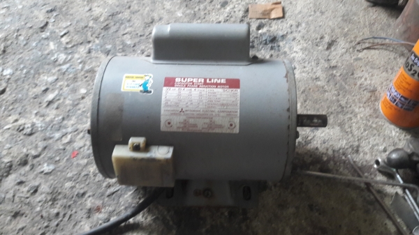 ขาย !! มอเตอร์1/2แรง220v.มิตซู.สภาพสวย.เดิมๆ.พร้อมใช้งาน