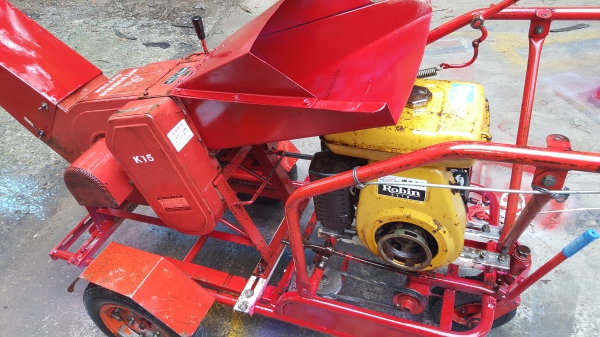 เครื่องย่อยกิ่งไม้ เดินหน้าได้ด้วยตัวเอง พร้อมใช้ จัดส่งได้ทุก จ.ว.