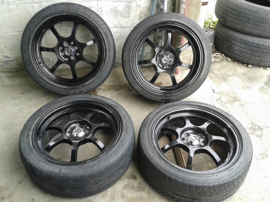 ขอบ17นิ้ว4รู100/114 พร้อมยาง สวยๆ 4 ล้อ ราคา 6900 บาท