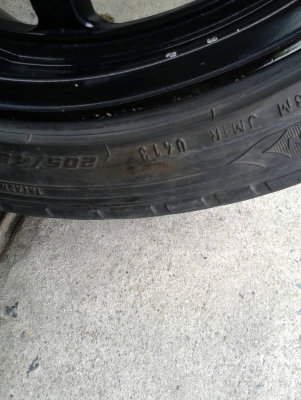 ขอบ17นิ้ว4รู100/114 พร้อมยาง สวยๆ 4 ล้อ ราคา 6900 บาท