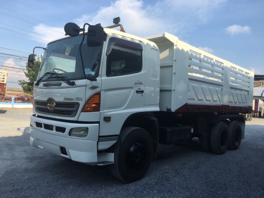 ขาย HINO 320แรงม้า ปี48 รถใช้น้อย สภาพดี สนใจติดต่อ 081-9426747